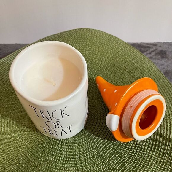 Rae Dunn Gnome candle with removeable top NWT - Picture 8 of 14